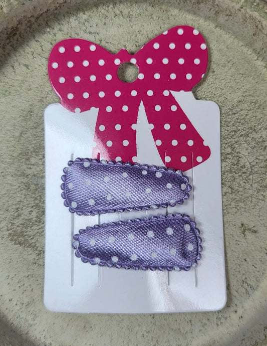 Baby klikspeld satijn paars met witte stippen